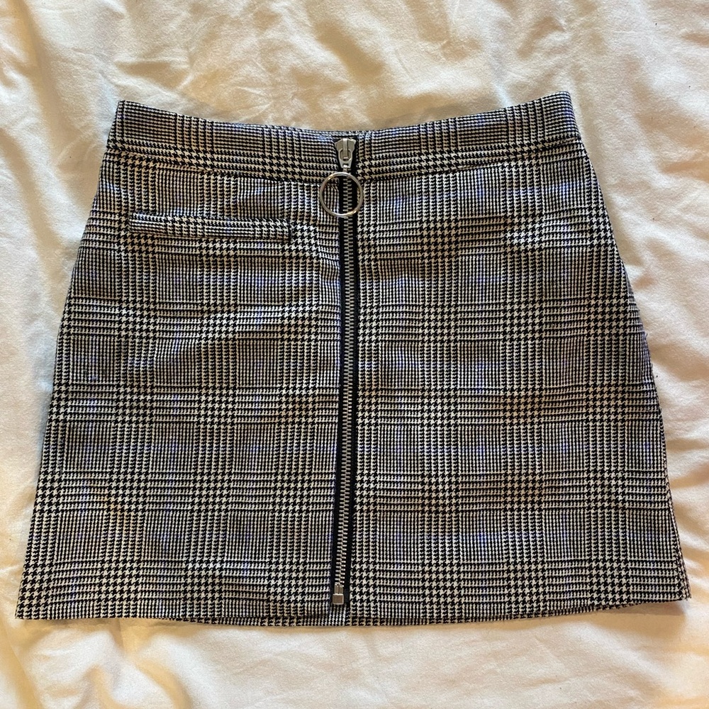 Plaid Zipper Skirt - Black and White Forever21